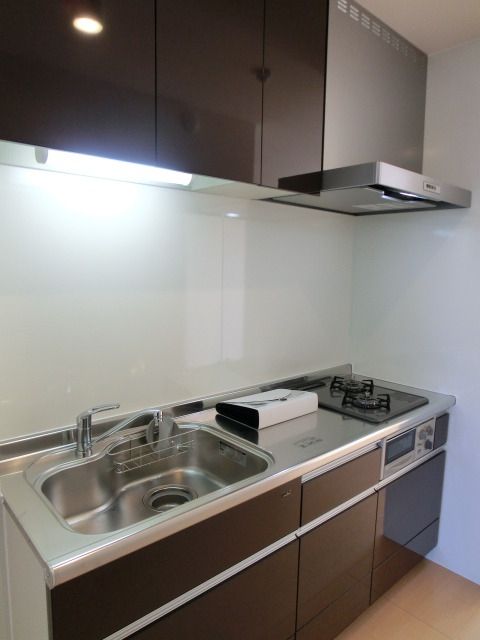 キッチン　2口ガスシステムキッチン