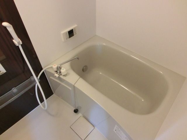 バス・シャワールーム　追い焚き付き