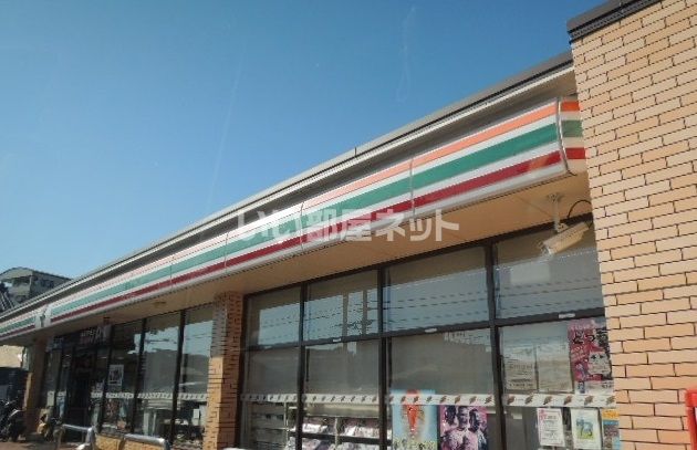 コンビニ　セブンイレブン 富士市富士川駅前店（コンビニ）まで643m
