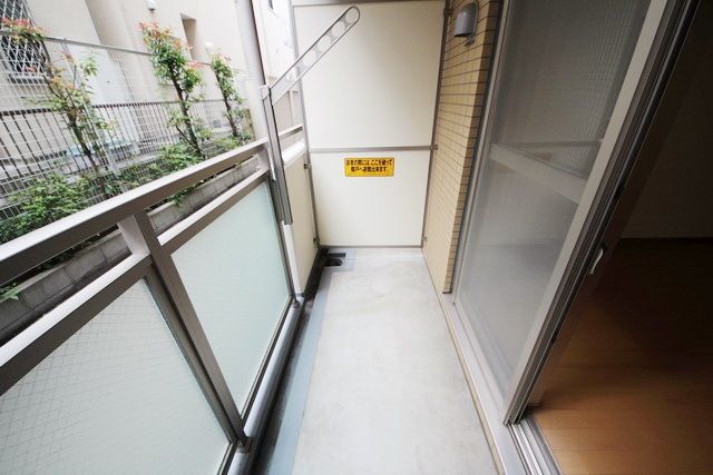 バルコニー　同シリーズ