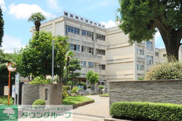 中学校　調布市立神代中学校（中学校）まで1610m