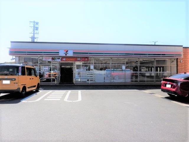 コンビニ　セブンイレブン知多新知東町店（コンビニ）まで432m