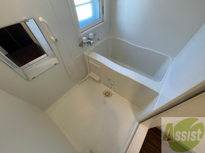 バス・シャワールーム　お風呂です。ゆっくりお風呂につかるのも体に良いですね～