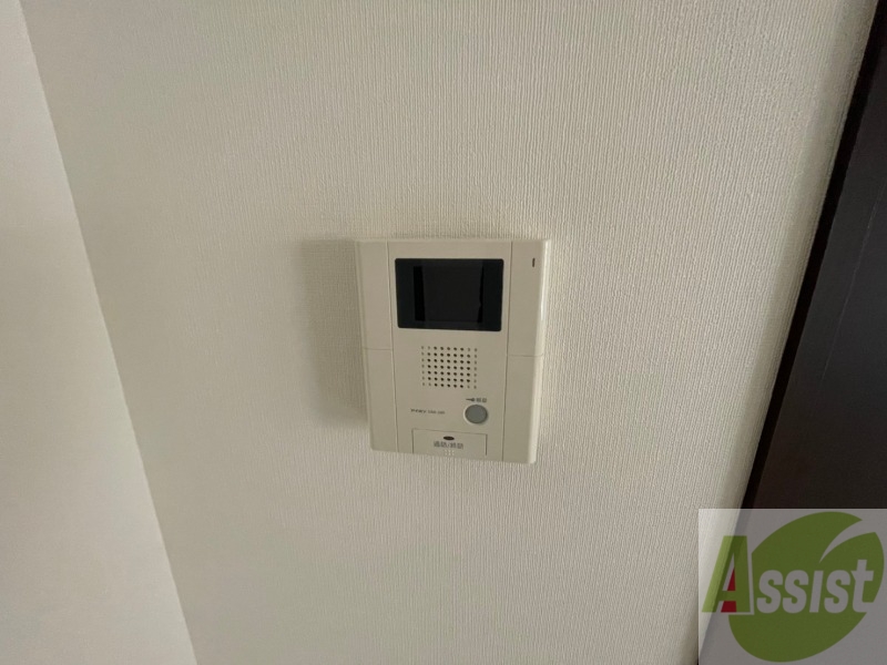 セキュリティ　ＴＶモニター付インターホンです。来客者の顔が見えるので安心！