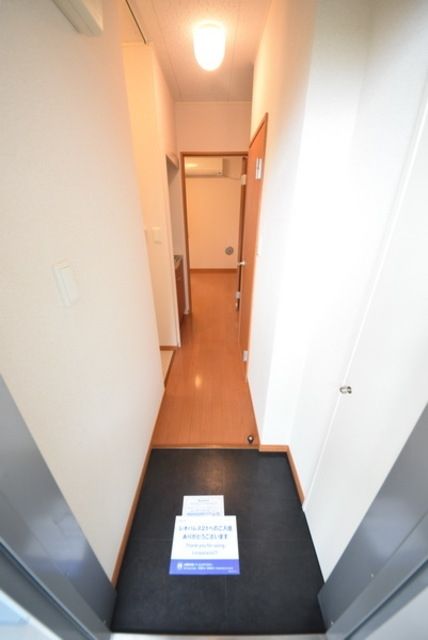 玄関　★靴箱付きの玄関です★