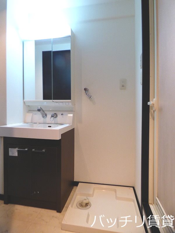 洗面設備　※室内写真等は同型タイプの為、現状優先となります。