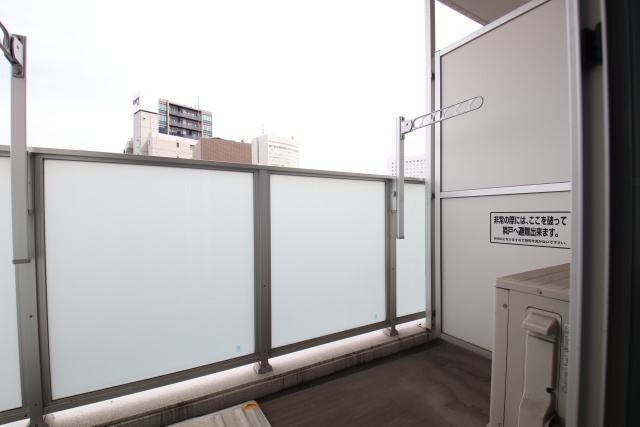 バルコニー　※別室の参考写真の為、現況優先です。
