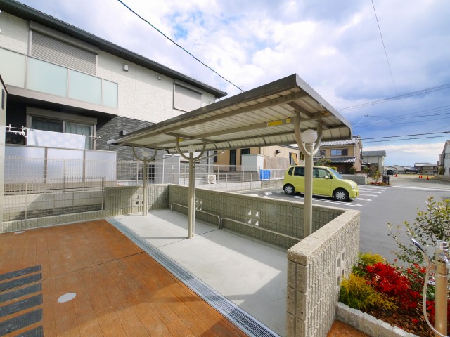 その他共有部分　ゆったりとした駐輪スペース