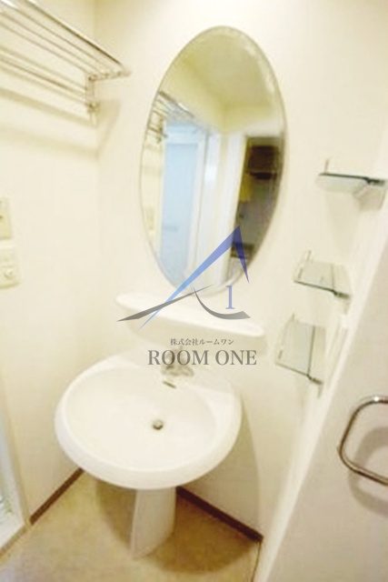 洗面設備　洗面台です。