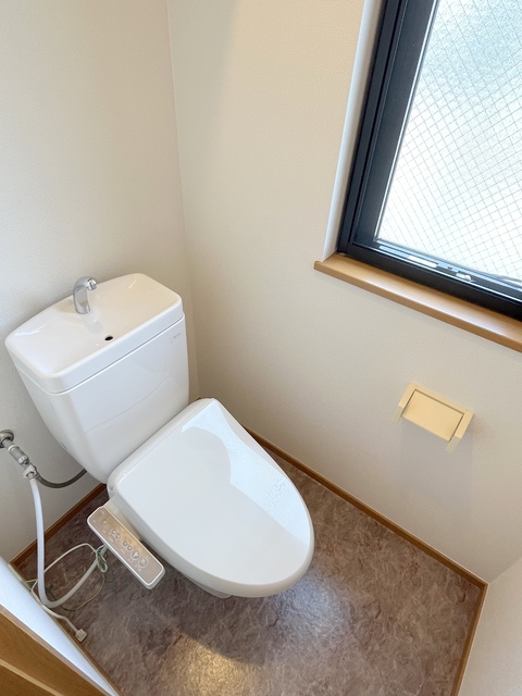 トイレ　★温水洗浄便座★