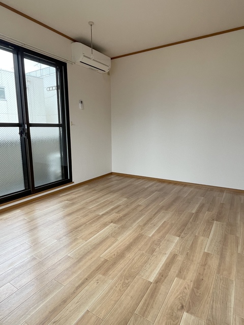 居室・リビング　★明るい洋室★