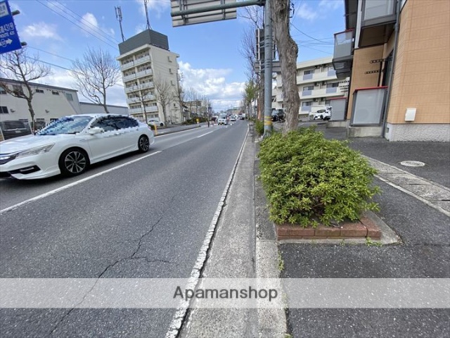 その他　前面道路（その他）まで0m