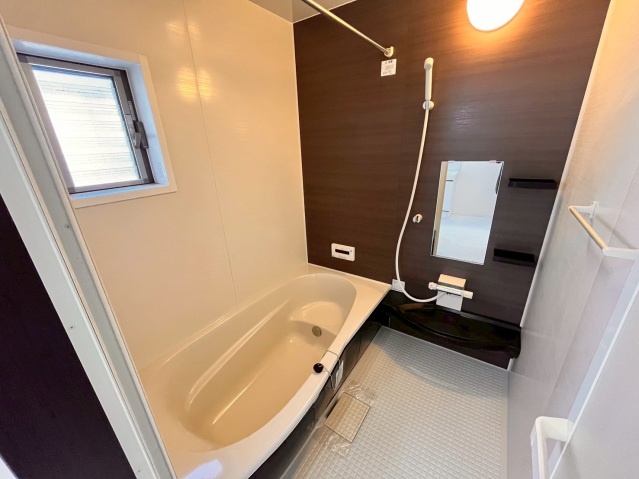 バス・シャワールーム　追い炊き機能付き♪※画像はA1になります。