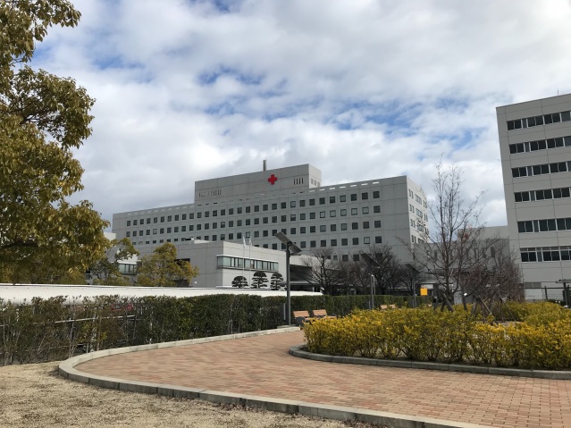 病院　総合病院岡山赤十字病院（病院）まで1286m