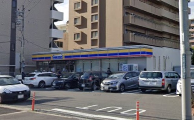 コンビニ　ミニストップ　吹田南金田（コンビニ）まで439m