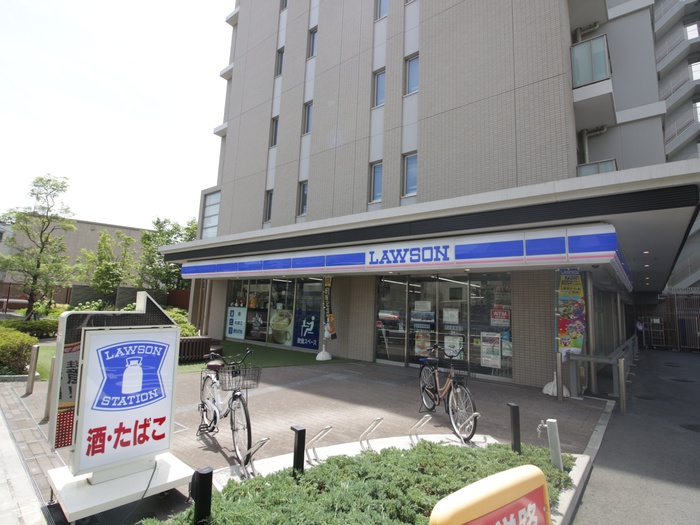 コンビニ　ローソン 品川南大井五丁目店（コンビニ）まで64m