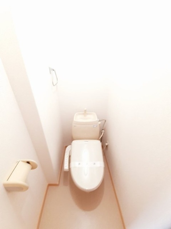 トイレ　図面と現状に相違がある場合には現状を優先