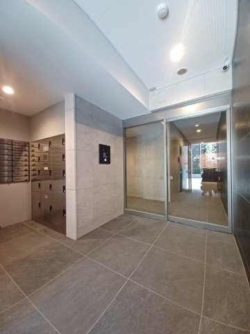 エントランス　建物の内部です