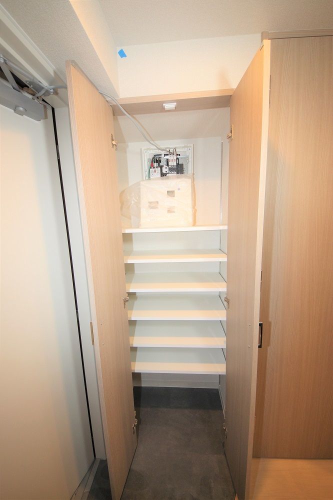 玄関　シューズケース