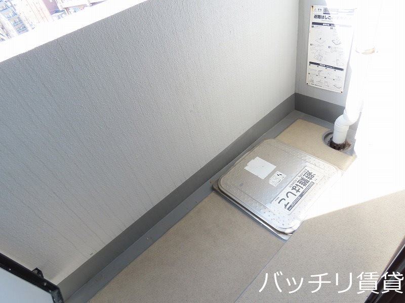 バルコニー　類似写真使用のため、現状優先。