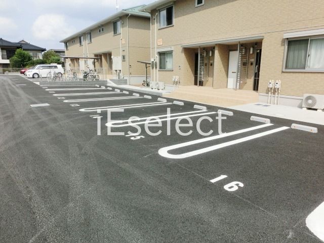 駐車場　敷地内の駐車場もあります。