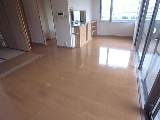 その他　日当たり良好で広いリビング☆