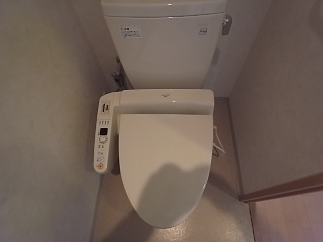 トイレ　ウォシュレット付き☆