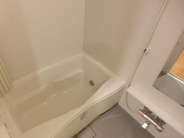 バス・シャワールーム　追焚・浴室乾燥機付バスルーム