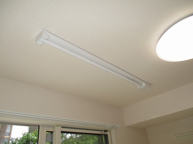 その他設備　室内物干し