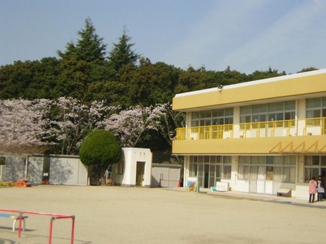 幼稚園・保育園　岡田保育園（幼稚園・保育園）まで327m