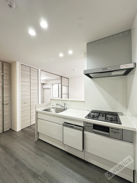 キッチン　３口システムキッチン・食洗器付き♪♪