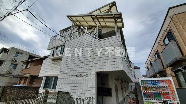 エントランス　ゆとりのあるエントランスです