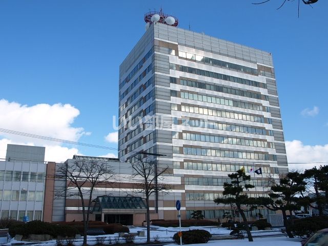 役所　苫小牧市役所（役所）まで1403m