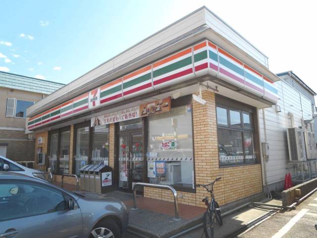 コンビニ　セブンイレブン（コンビニ）まで1125m