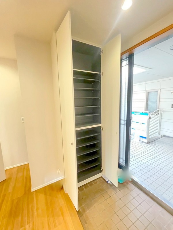 玄関　※別部屋　参考写真