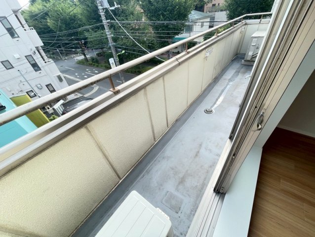 バルコニー　※別部屋　参考写真