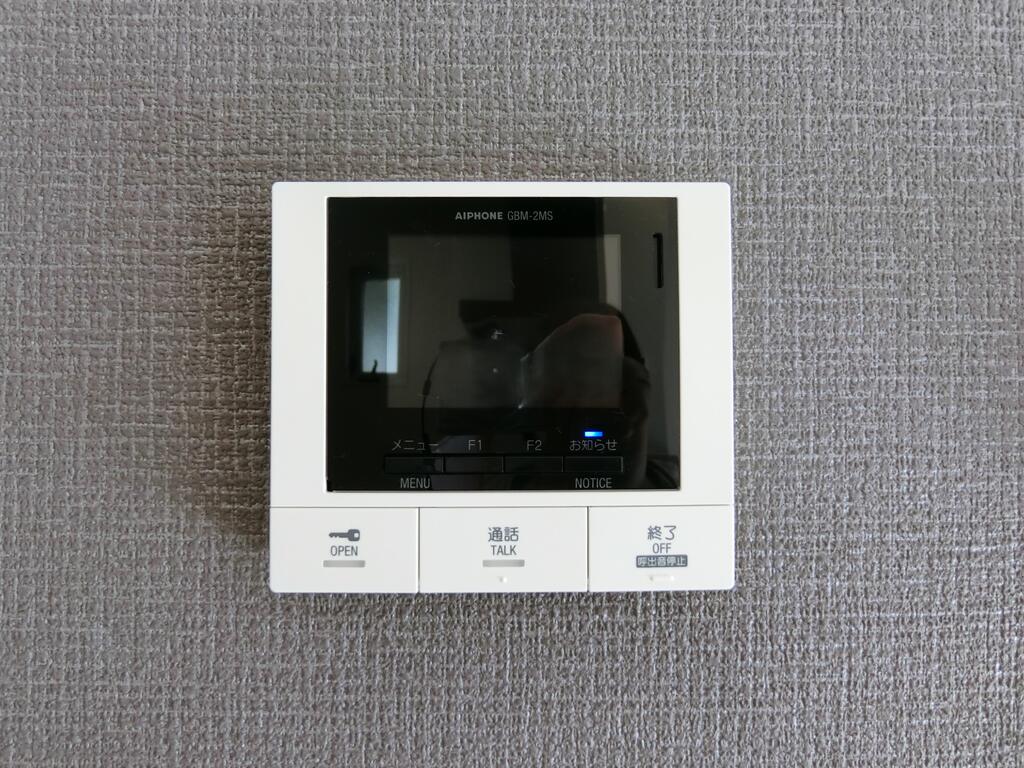 セキュリティ　モニター付きインターホン