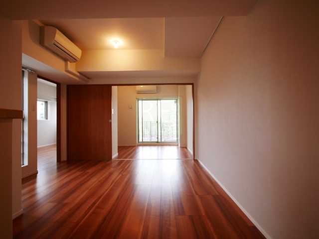 居室・リビング　リライフ浅草店