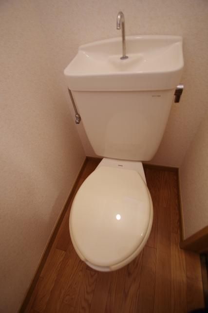 トイレ　★お部屋探しはタウンハウジング稲田堤店まで★