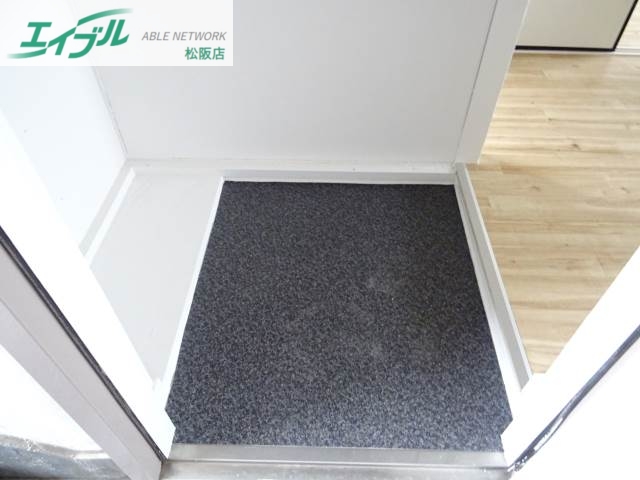 玄関　同物件別室写真