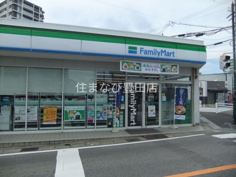 コンビニ　ファミリーマート美山店（コンビニ）まで434m