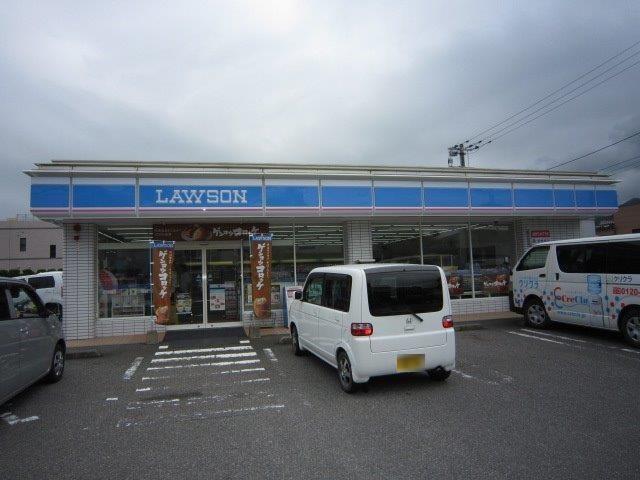 コンビニ　コンビニ（コンビニ）まで300m