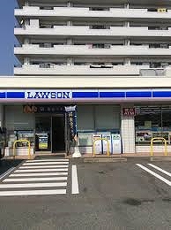 コンビニ　ローソン 吉塚五丁目店（コンビニ）まで298m