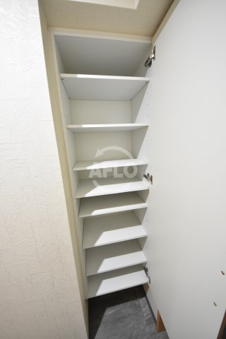 玄関　JYUME南森　シューズボックス