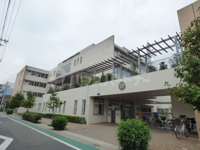 小学校　墨田区立隅田小学校（小学校）まで730m
