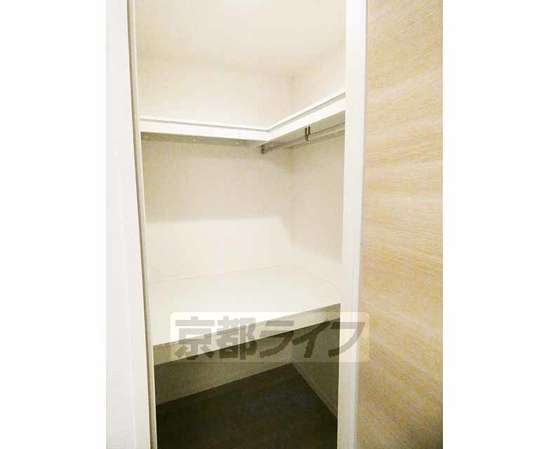 収納　ウォークインクローゼット