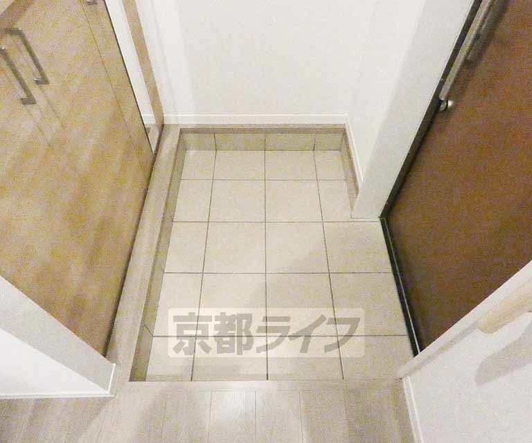 玄関　収納も多くお洒落な玄関です。