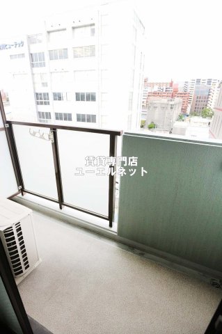 バルコニー　バルコニー付きで採光＆風通し良好！