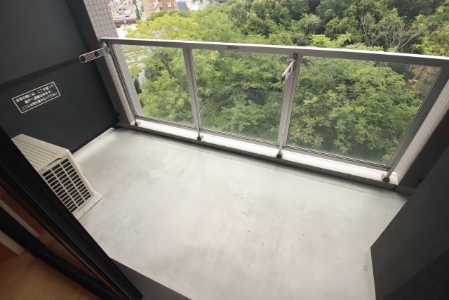 バルコニー　※別室の参考写真の為、現況優先です。