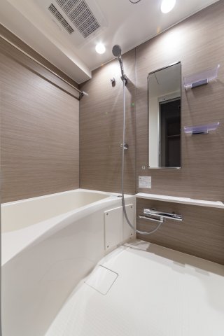 バス・シャワールーム　設備参考写真